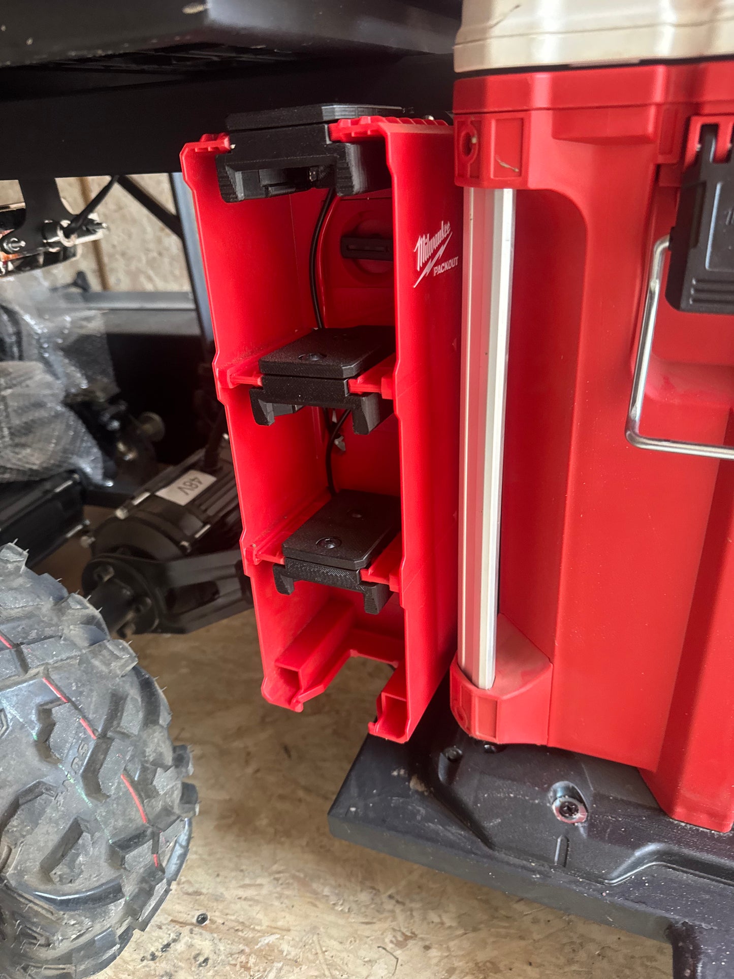 MILWAUKEE M18 FUEL COOLER CART